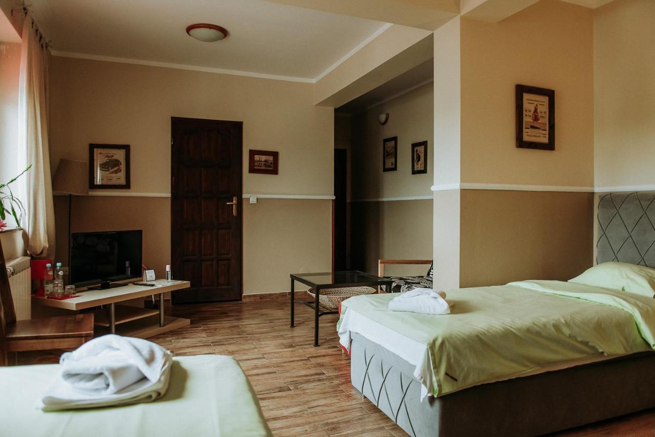 Bed and Breakfast Dos Patos à Ełk Extérieur photo